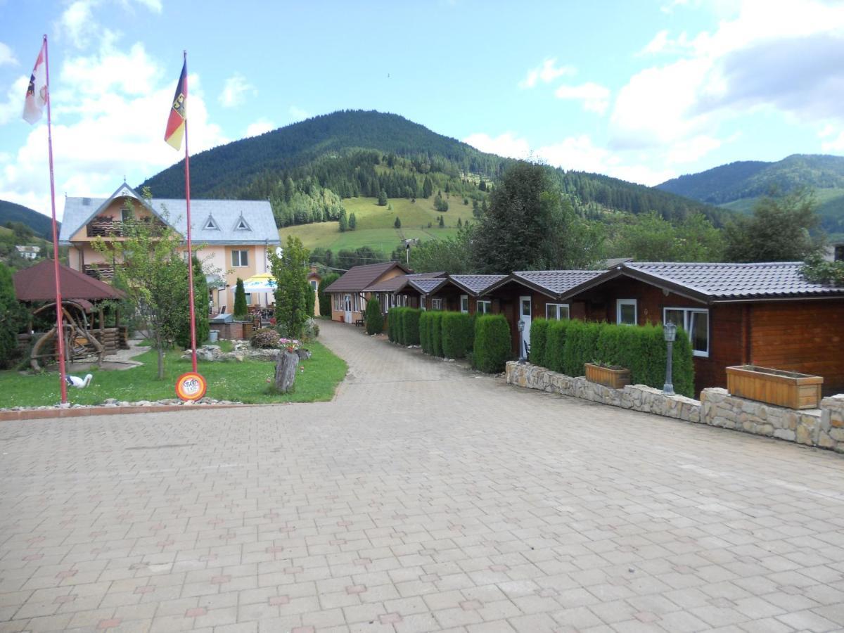 Pension, Camping & Biker Station Zur Deutschen Eiche Ciocanesti 외부 사진