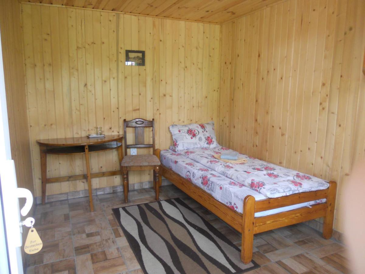 Pension, Camping & Biker Station Zur Deutschen Eiche Ciocanesti 외부 사진